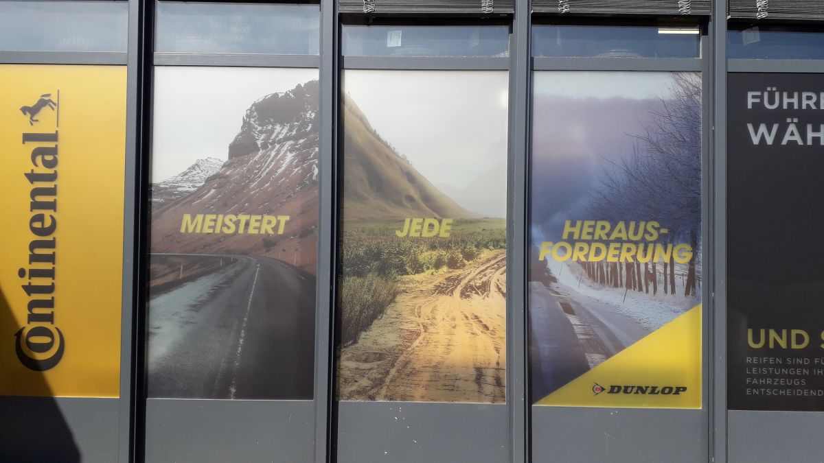 Fensterbeschriftung - Pneuhaus Jehle